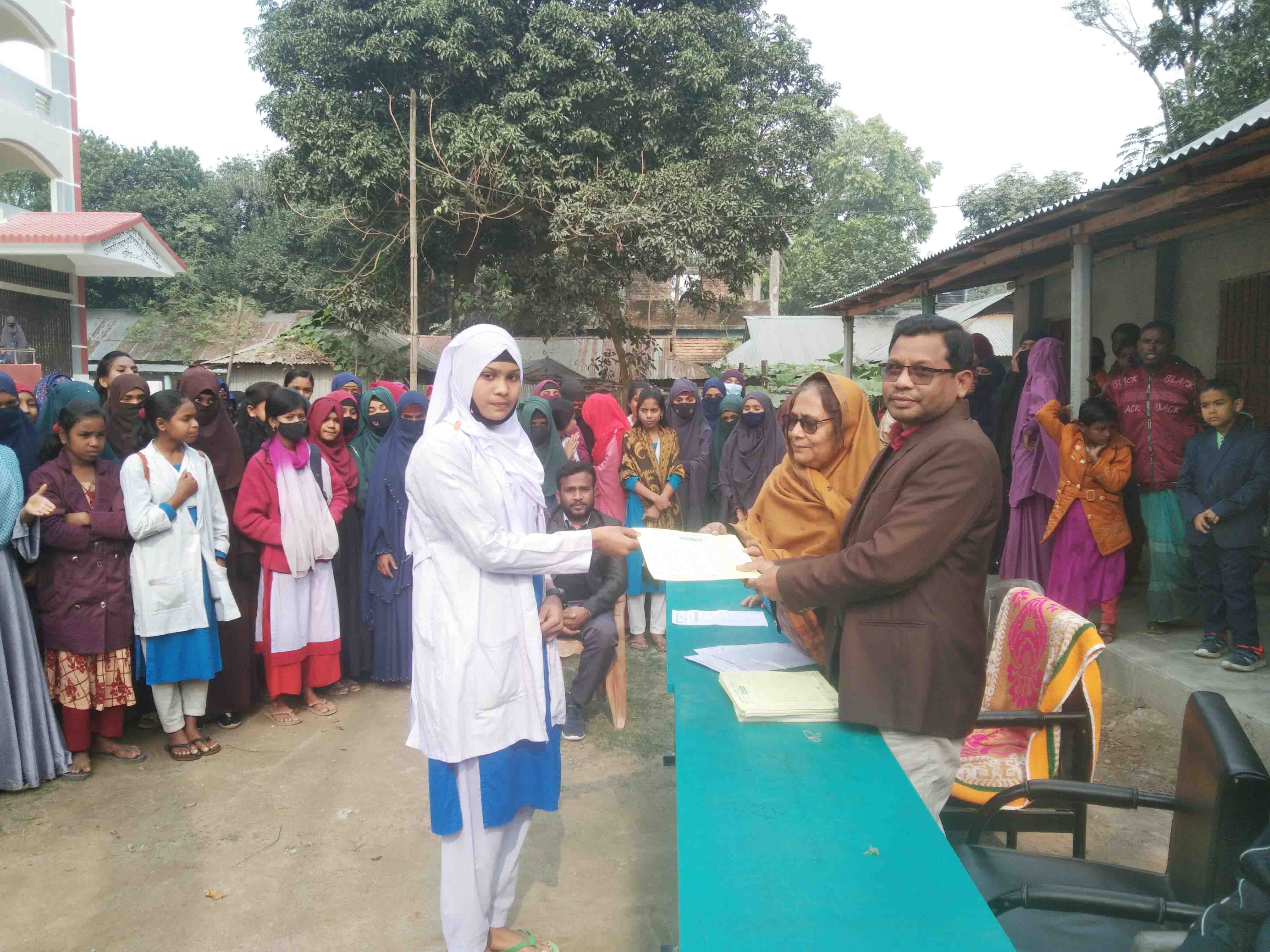 বার্ষিক পরীক্ষা-২০২৩ এর ফলাফল বিতরণ